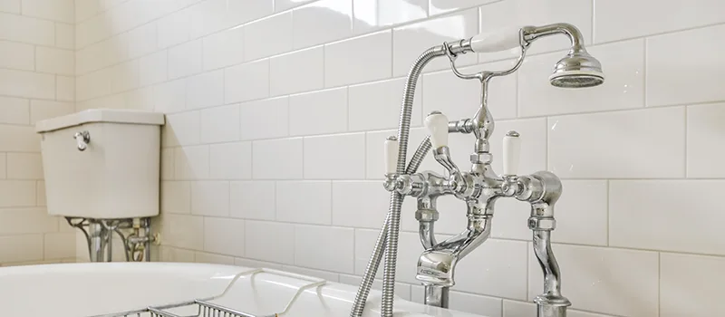 Bathtub Plumbing Installation in Downtown Toronto, Toronto